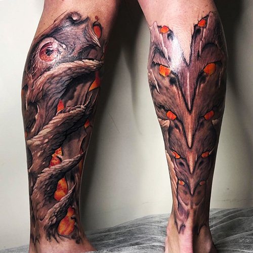 Tatouage dans le style Bioorganic. Photo, croquis, sens