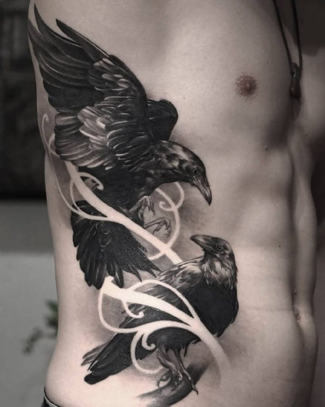 Raven Munin és Hugin tetoválása férfiaknak