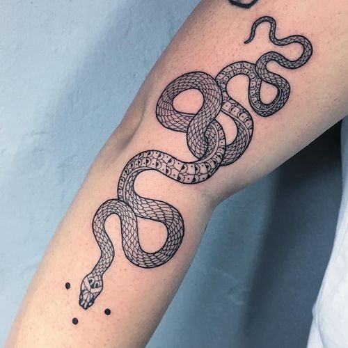 Tatouage du serpent. Signification pour les filles, les hommes, croquis, photos