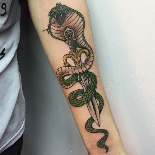 Tatouage de serpent. Signification pour les filles, les hommes, croquis, photos