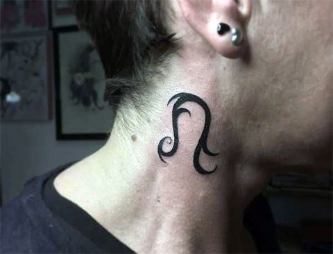 Tetoválás az állatöv jele Leo