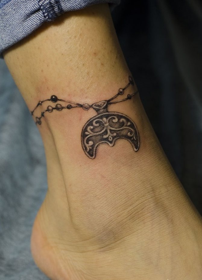 ムーンシャイン・タトゥー