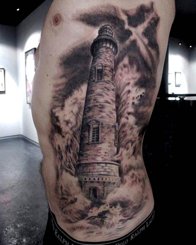 Tatouage de phare sur le côté masculin