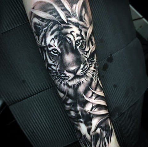 Tatouage d'un tigre