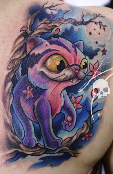 Nouveau style de tatouage sur les pommettes