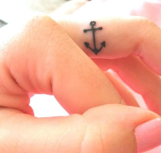 Tatouage d'une ancre