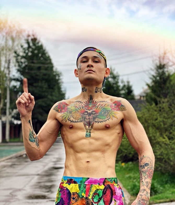 Τατουάζ από τον Alisher Morgenstern