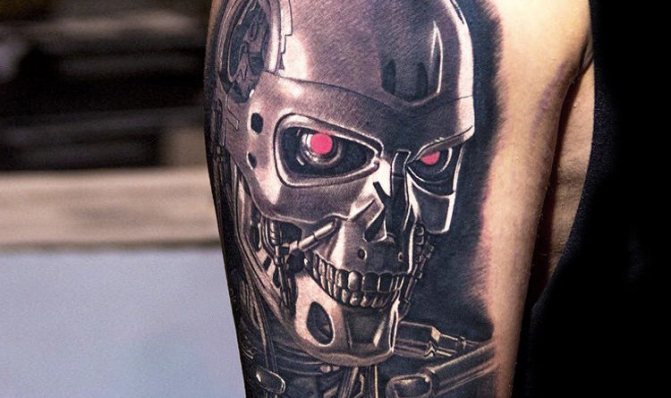 Tatuaggi Biomeccanica e cibernetica