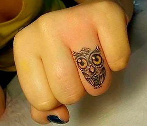 Tatouages pour filles sur le bras et leur signification. Photos, dessins, beaux, petits, inscriptions