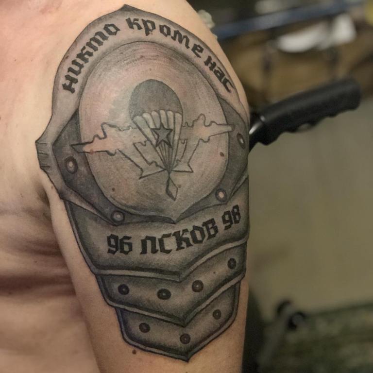 intelligencia tetoválások