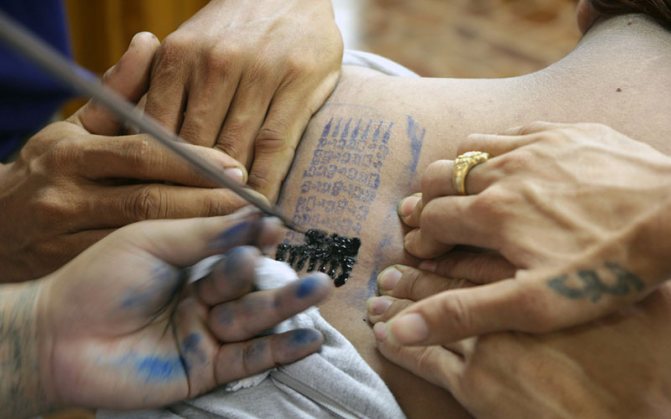 Tatouages Sak Yant : histoire, signification, technologie, maîtres