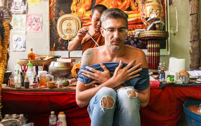 Sak Yant タトゥー：歴史、意味、技術、マスターズ