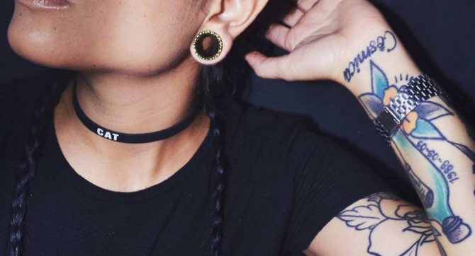 σήραγγα στο αυτί σας φωτογραφία