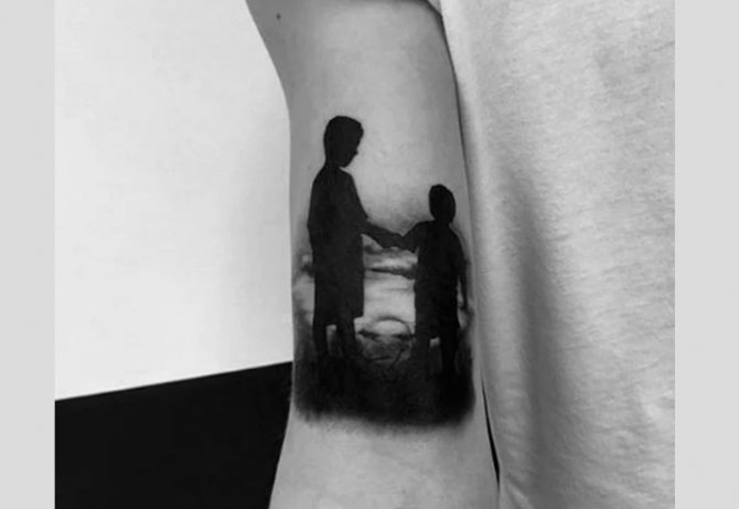 Tatouages familiaux émouvants