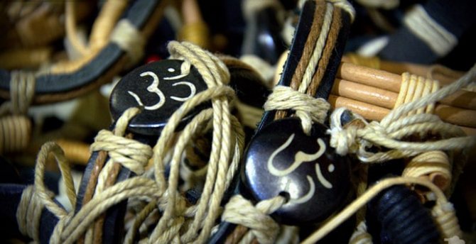 Joyas con el signo Om