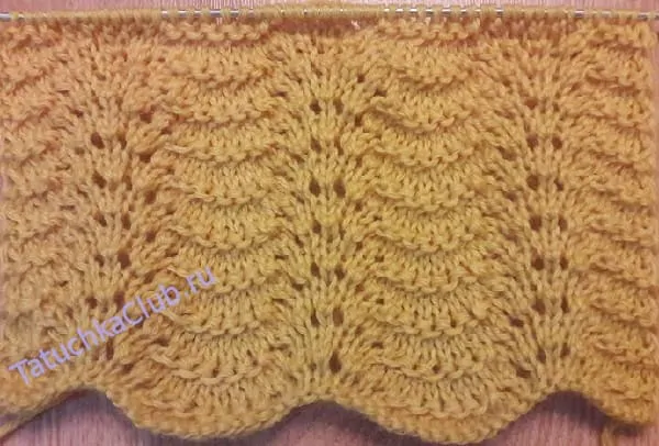 Patron de tricotage de la queue de paon