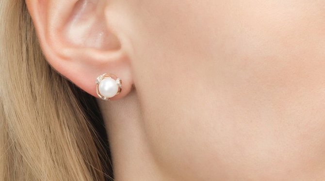 イヤリングスタイル - プセット