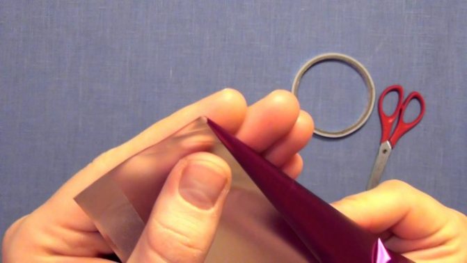 Výroba kuželu mehendi je snadná