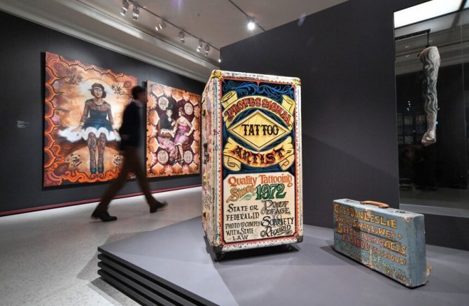 Exposition de tatouages