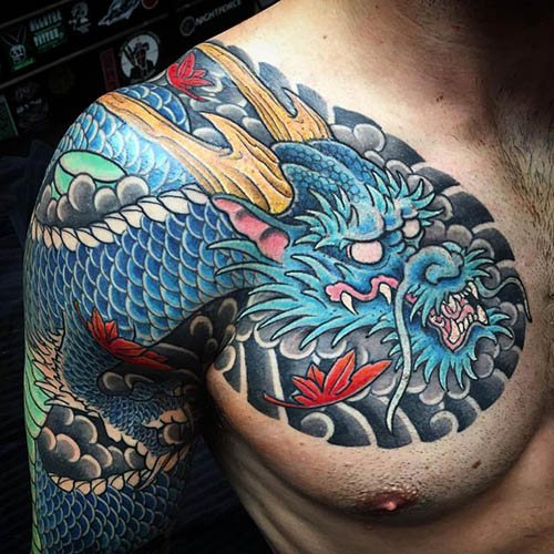 Dragon japonais. Croquis de tatouage simple, en couleur, photo, signification