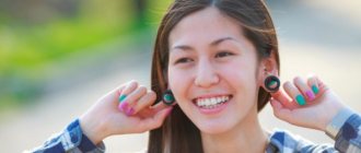 Warum entstehen Tunnels in den Ohren?