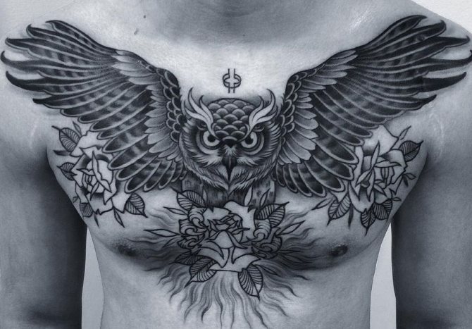 Signification du tatouage de chouette sur le cou d'un homme