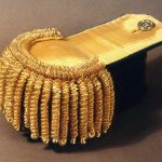 Χρυσές επωμίδες